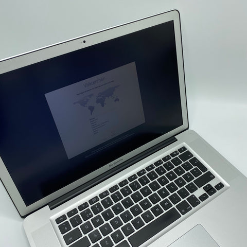 Begagnad MacBook Pro (15 tum, mitten 2010) Begagnad Dator