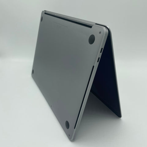 Begagnad - MacBook Pro (13-inch, 2016, Four Thunderbolt 3 Ports) Begagnad Dator Begagnad - MacBook Pro (16-inch, 2019)