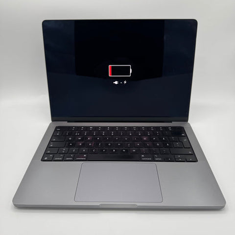 Batteribyte på 14" och 16" MacBook Pro med M1 och M2 – snabb och smidig service hos Macpatric