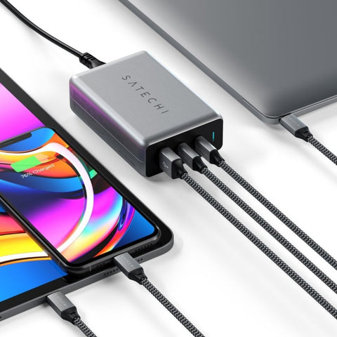 Satechi 100W GaN PD-reseladdare. Med 2 Usb-c och Usb-a