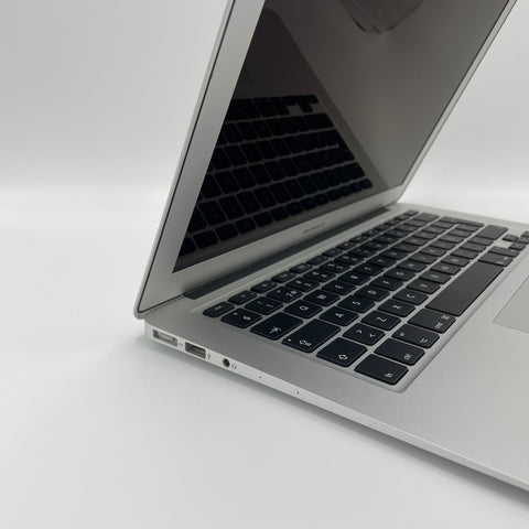 Begagnad - MacBook Air (13 inch, Early 2015) Begagnad Dator Begagnad - MacBook Air (13-inch, Early 2015) - Begagnad MacBook Air